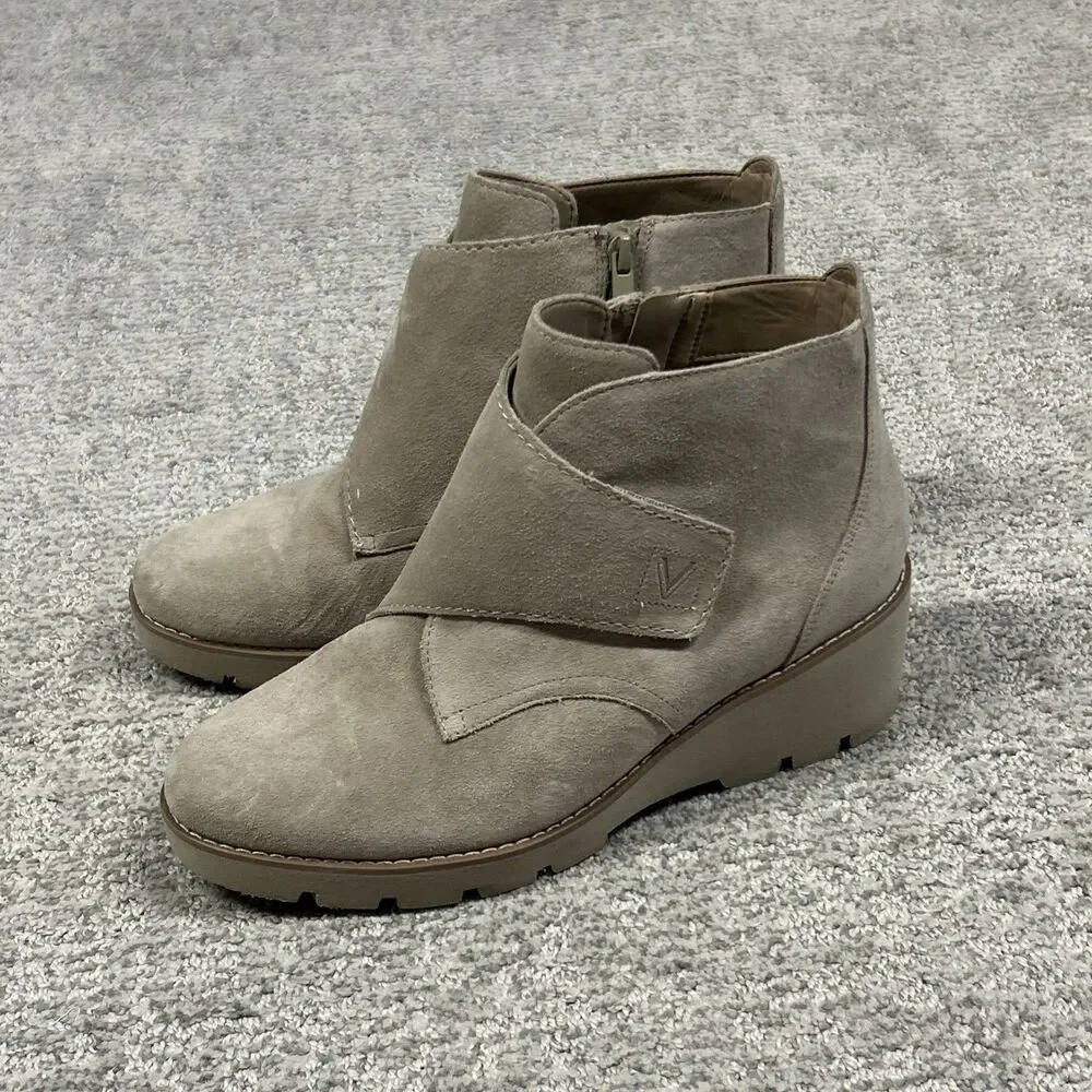 Vionic Abby Wedge Ankle Boots Womens 9.5 Bootie Cobblestone Suede Beige Side Zip
